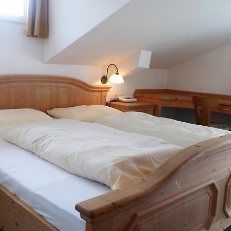 אנטרמויה Hotel Puetia מראה חיצוני תמונה