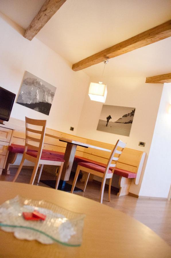 אנטרמויה Hotel Puetia מראה חיצוני תמונה