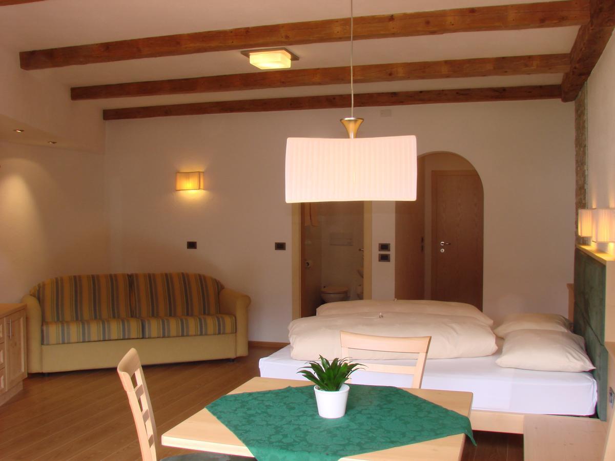 אנטרמויה Hotel Puetia מראה חיצוני תמונה