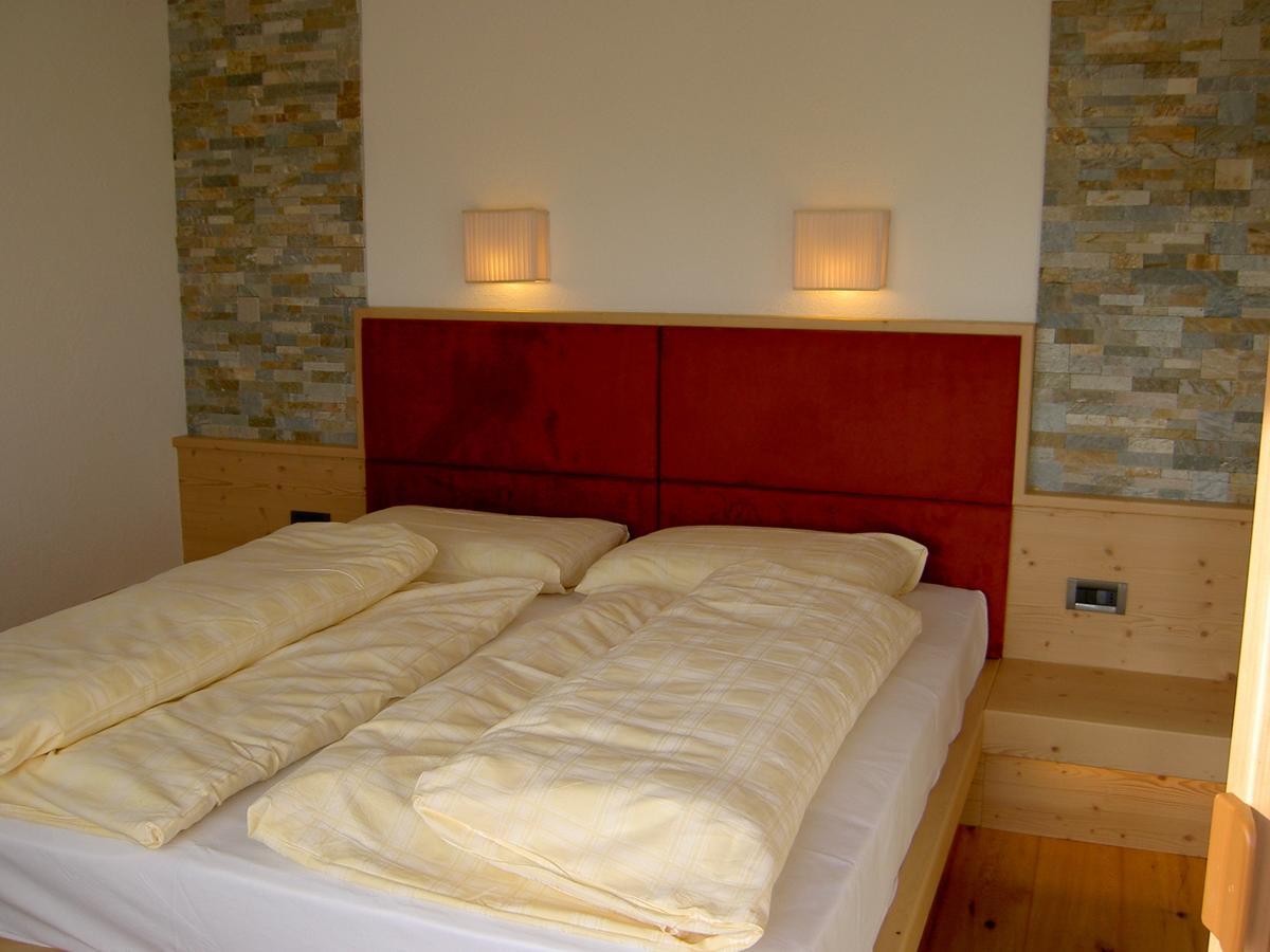 אנטרמויה Hotel Puetia מראה חיצוני תמונה
