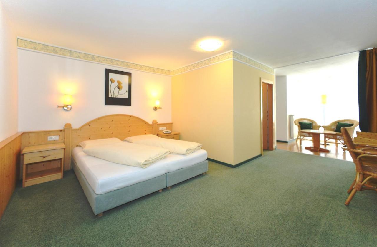אנטרמויה Hotel Puetia מראה חיצוני תמונה